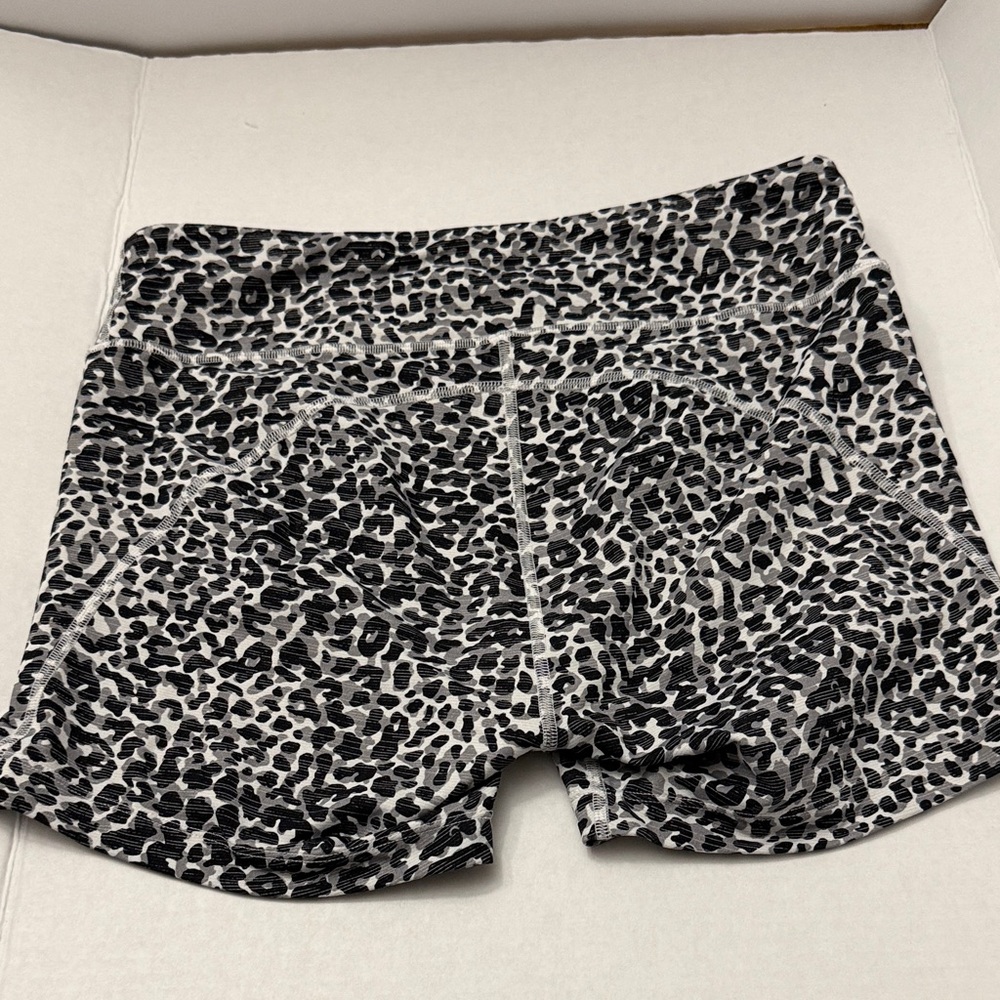 Outdoor Voices Black & White Leopard Bike Shorts - Picture 3 of 4